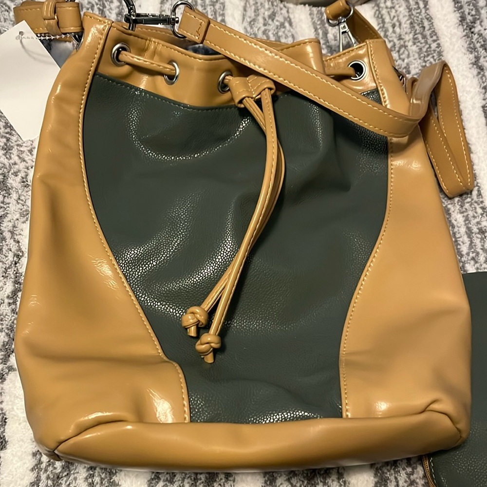 New crossbody purse